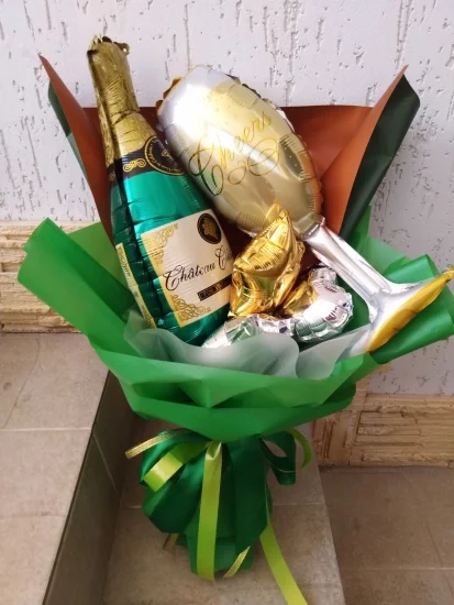 Букет Шампанське з келихом
